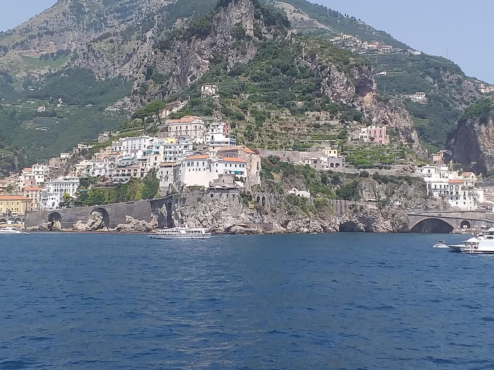 B&B Le Due Costiere Salerno Eksteriør bilde